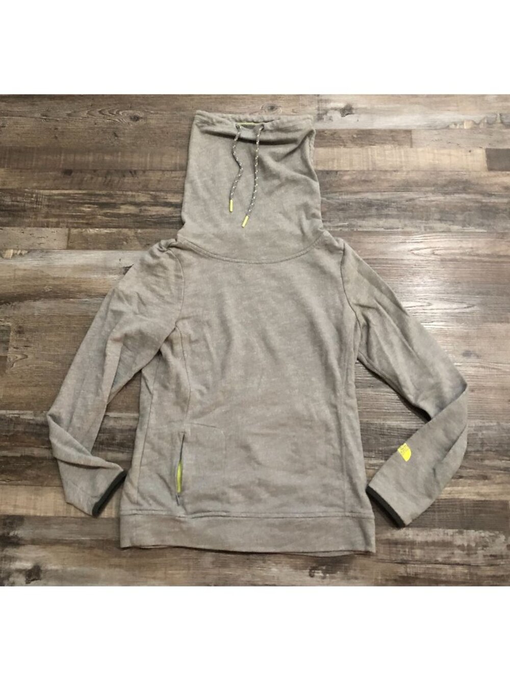 The North Face Womens Medium Gray Cowl Neck Pullover Sweatshirt